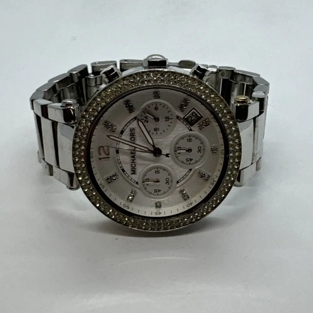 Michael Kors MK5353 Women Silver Stainless Steel Analog Dial Wrist Watch JNA397